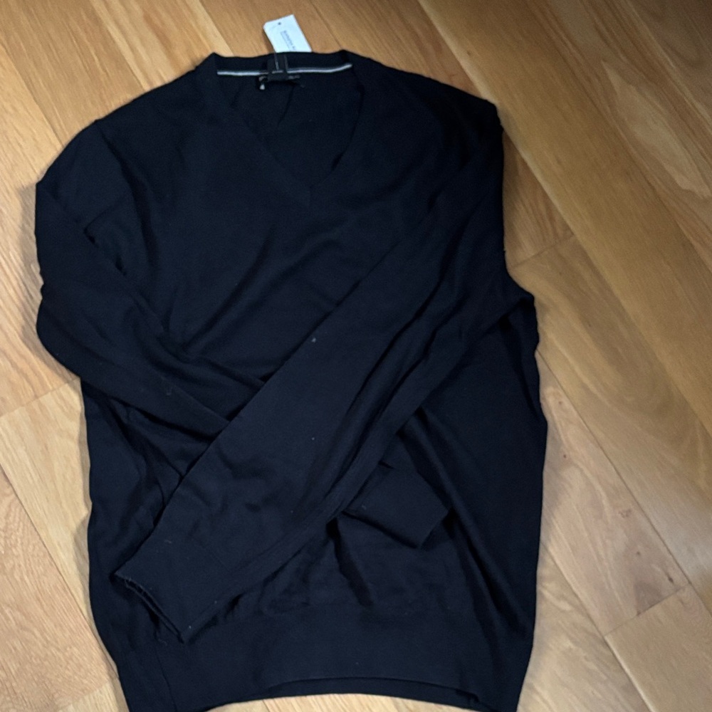 Banana Republic Men's Dark V-Neck Sweater